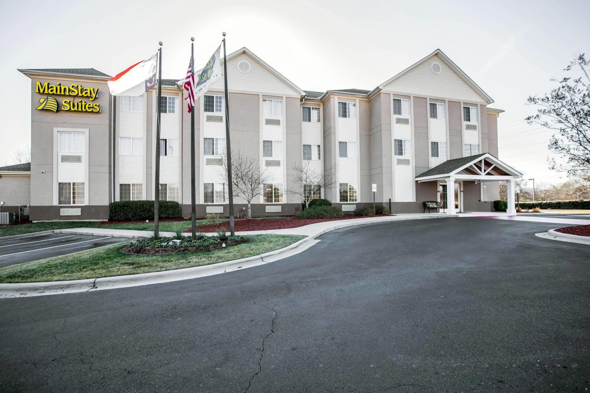 Candlewood Suites - Charlotte - Arrowood, An Ihg Hotel Εξωτερικό φωτογραφία